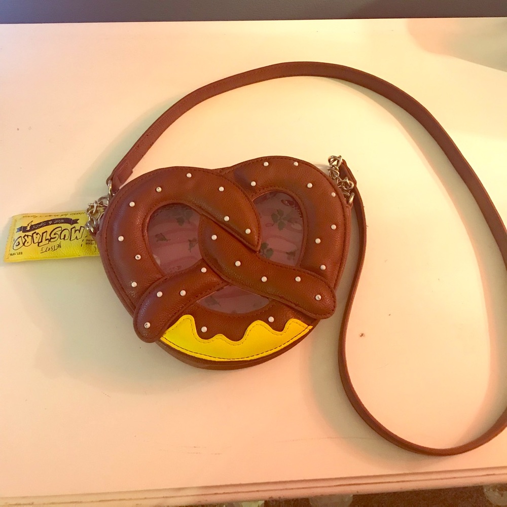Betsey Johnson pretzel purse